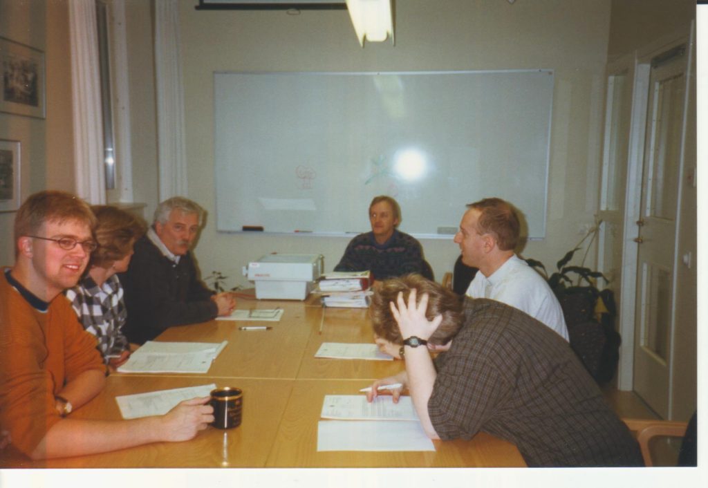Board meeting 1998 Chair man Bernt-Eric Uhlin From left to right Jörgen Johansson, Kristina Nilsson, Sven Bergström, BEU, Jan Oscarsson och Britt Persson.